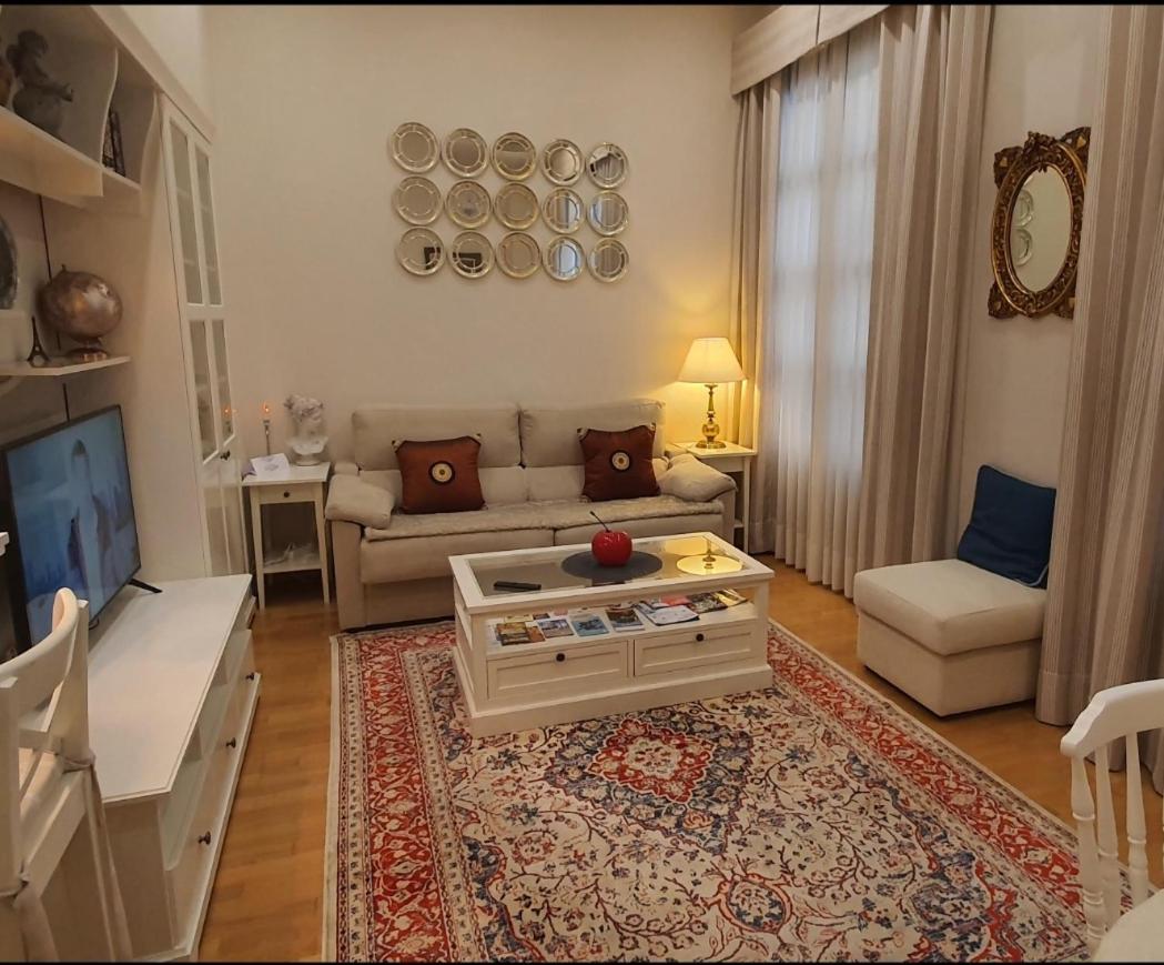 Cozy Luxury Apartments*****. The City Center Валенсия Экстерьер фото